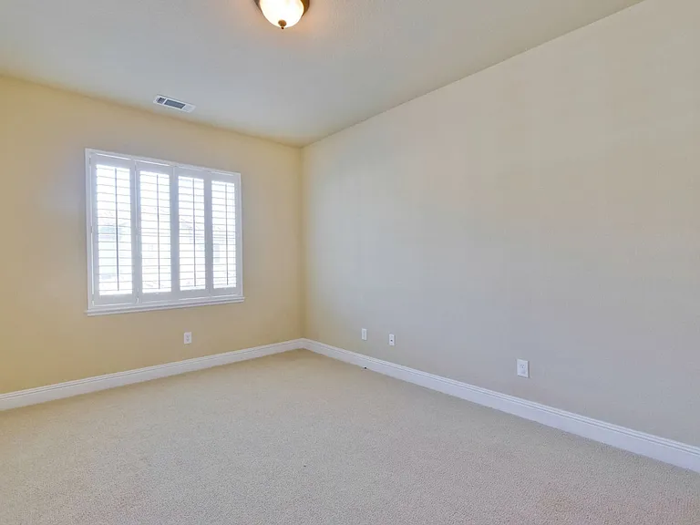 3027 Mousa Ct — Photo 54