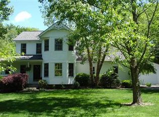 7155 Hermitage Rd, Painesville, OH 44077
