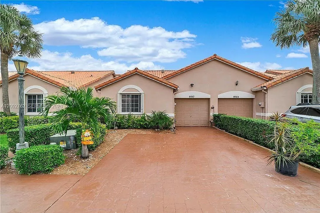 8583 Jade Dr — Photo 1