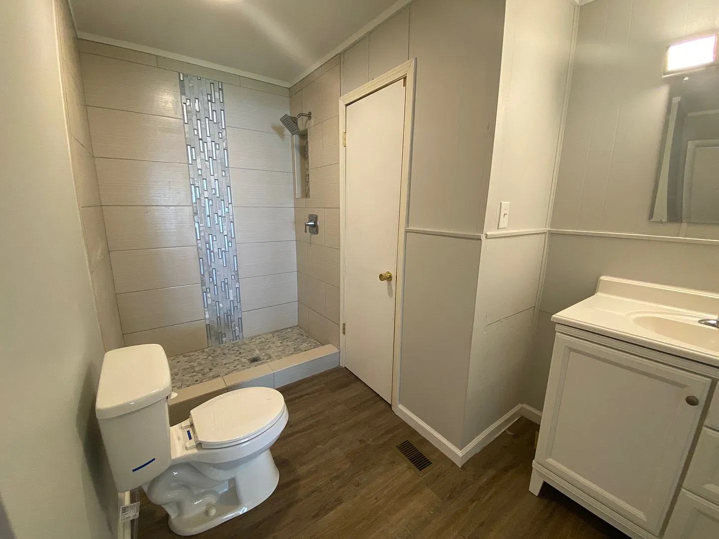 313 Hale Street — Photo 3
