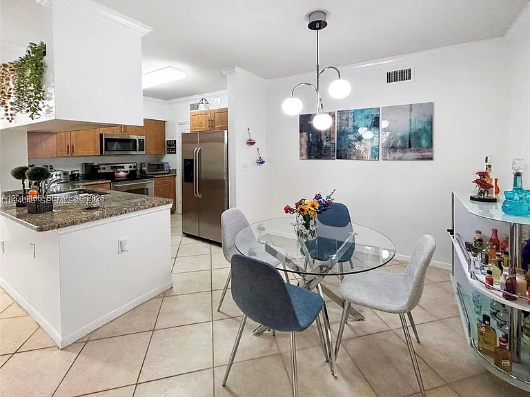 6533 Emerald Dunes Dr #208 — Photo 8
