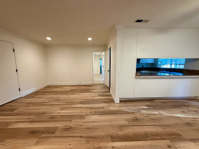 3681 Shenandoah Ct — Photo 2