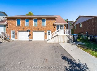 32 Mount Pleasant Dr #2, Brampton, ON L6Z1K2
