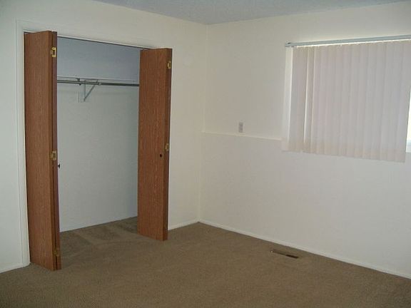 5th image of 435 Terry Ave