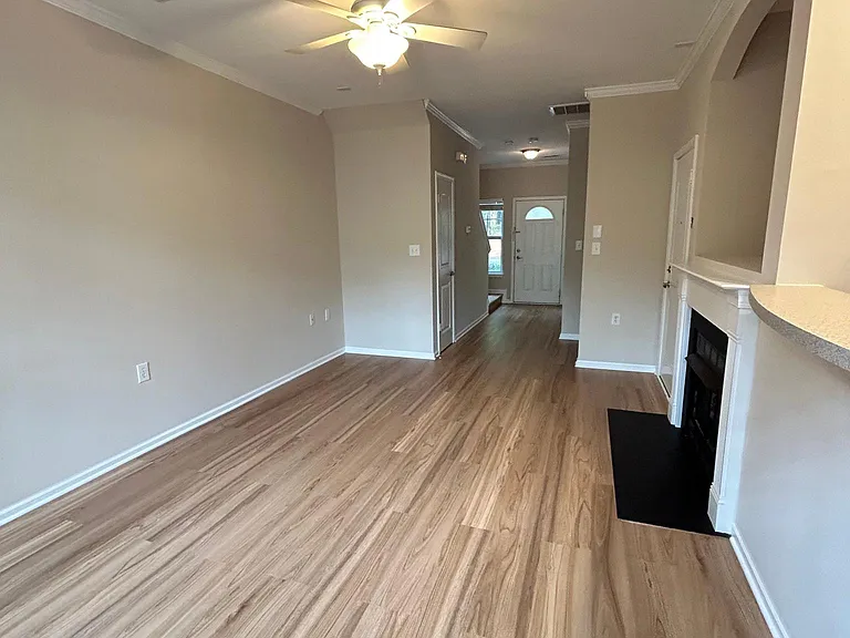 14014 Castle Abbey Ln — Photo 7