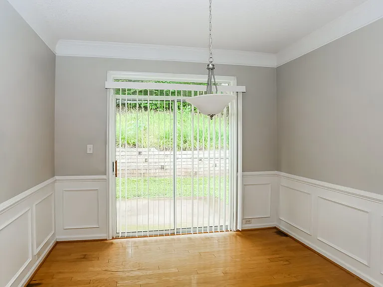 6918 Lowen Rd — Photo 7