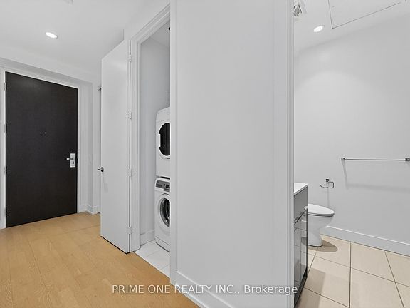 5th image of 7 Grenville St #6113