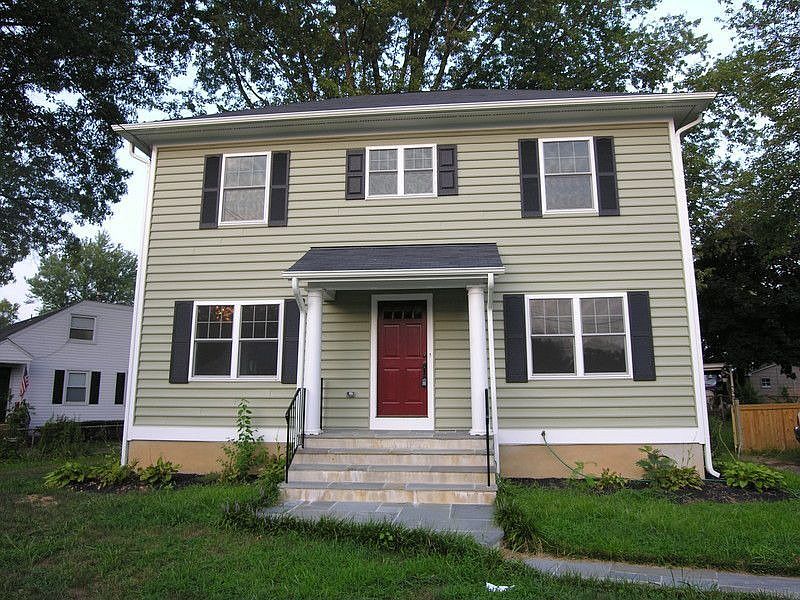 1st image of 6721 Westlawn Dr