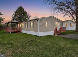 145 Chesapeake Est, Thomasville, PA 17364