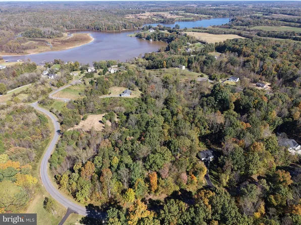 17213 Arrow Point Dr, Orange, VA 22960