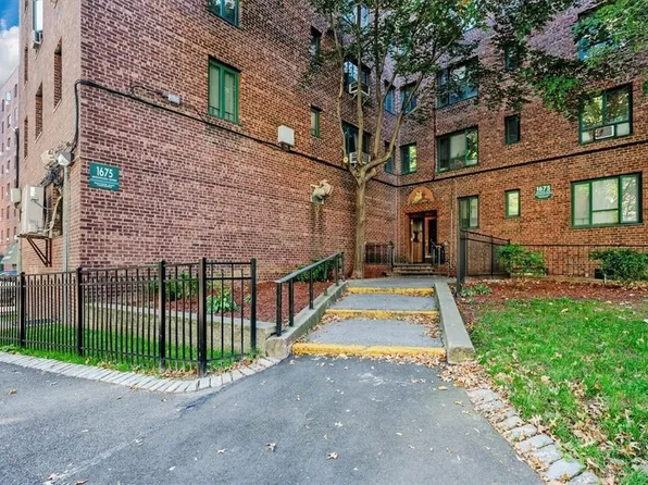 1675 Metropolitan Avenue #4E, Bronx, NY 10462