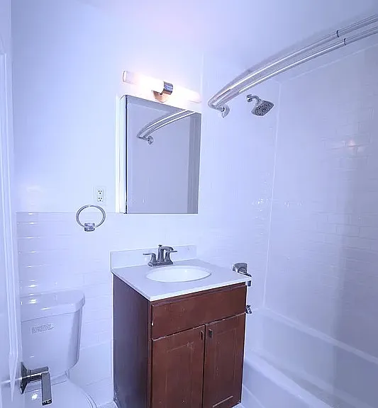 3415 Parsons Blvd #4R — Photo 15