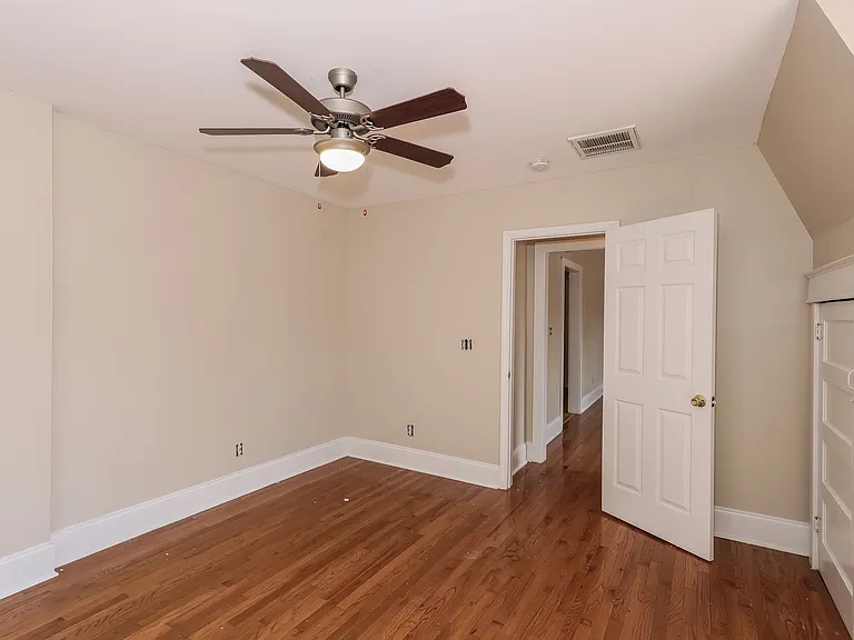 59 Bull St — Photo 10