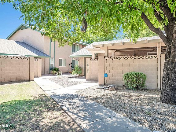 2nd image of 18202 N 45TH Avenue