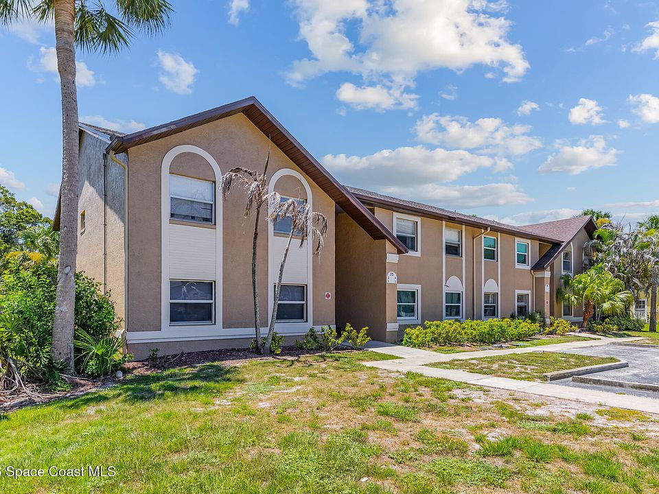 1st image of 275 Spring Dr APT 4