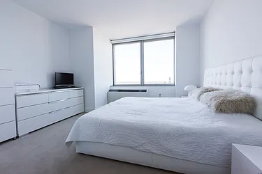 Sold by E Realty International Corp