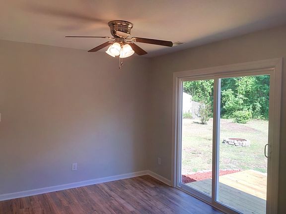 5th image of 128 Briar Hollow Dr