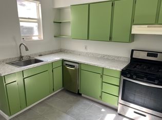 1090 Hampshire St APT 3, San Francisco, CA 94110