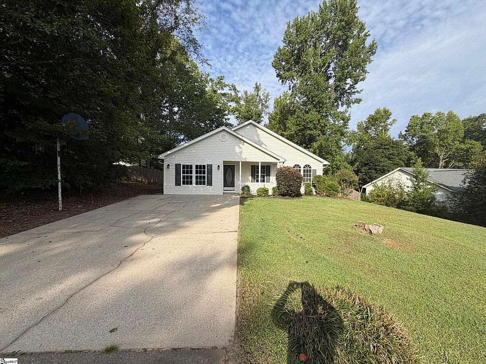 1st image of 108 Woodcock Ct