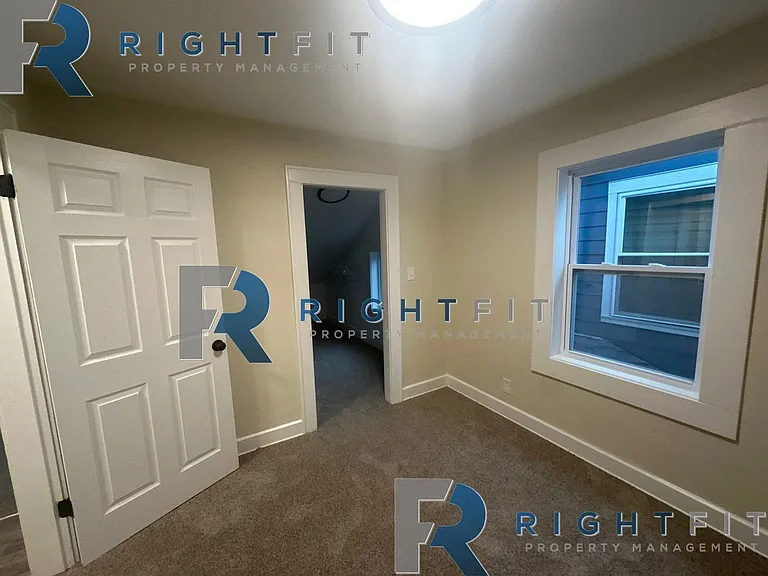 2165 N Harding St — Photo 10