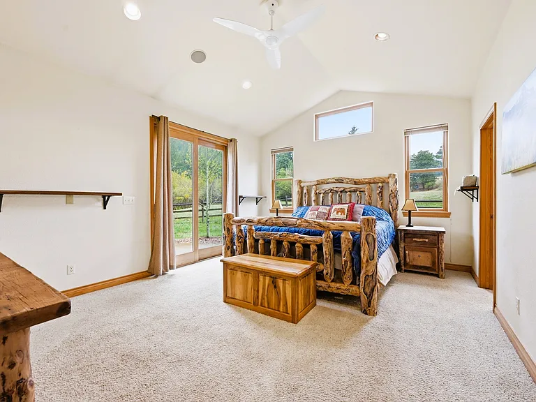 81 Elmgreen Ln — Photo 9
