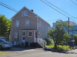 545 Orange Ave, West Haven, CT 06516