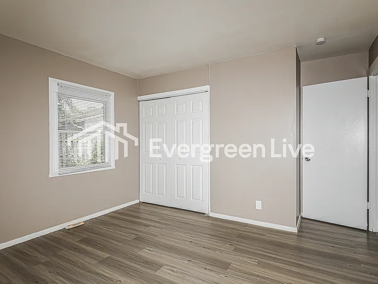 5102 W 30th St — Photo 12