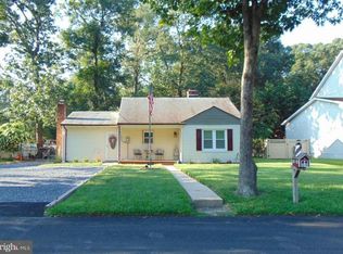522 Sunset Knoll Rd, Pasadena, MD 21122