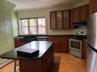 209 Stevens Ave APT 1, Portland, ME 04102