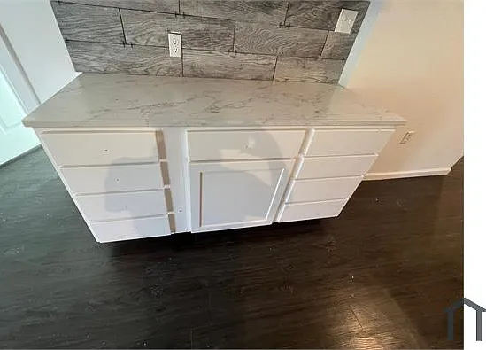 7820 Corina Dr — Photo 22