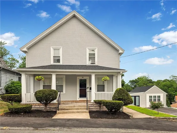 36 Bellevue Ave, North Smithfield, RI 02896