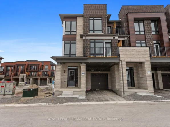 26 Gunton St, Aurora, ON L4G 0C5