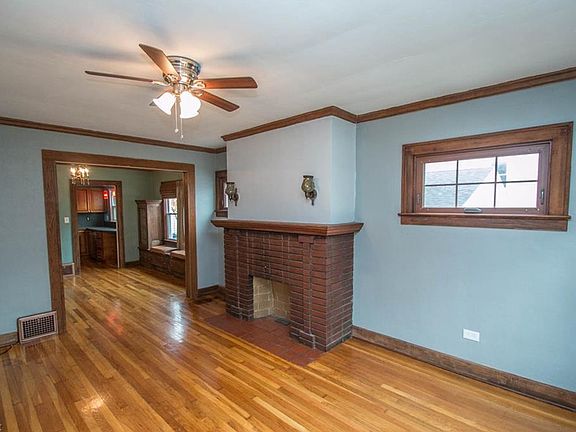 3rd image of 14210 Cedarwood Ave