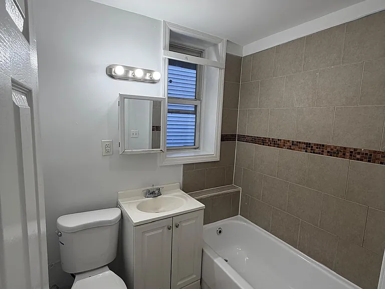 397 Myrtle Ave #4 — Photo 3