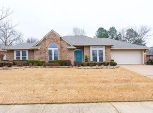 10613 Jenny Lind Rd, Fort Smith, AR 72908