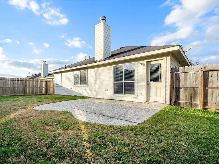 15423 Brock Creek Way — Photo 23