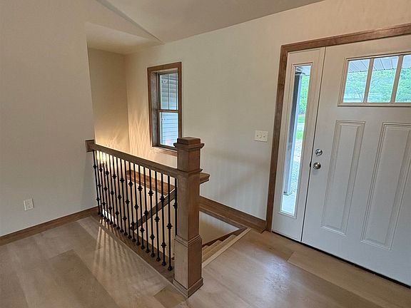 5th image of 3373 Glendale Ave