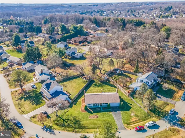 24712 Showbarn Cir, Damascus, MD 20872