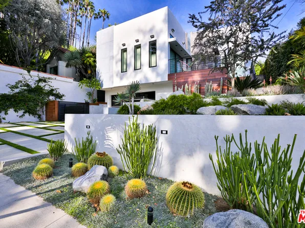 1742 Courtney Ave, Los Angeles, CA 90046