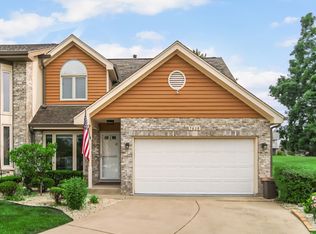 7925 Beacon Dr, Palos Heights, IL