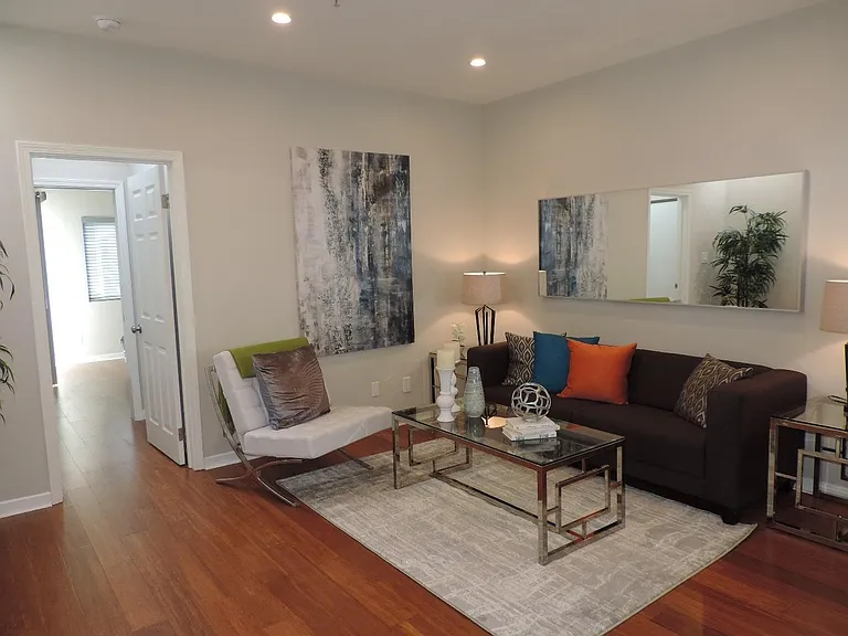 481 Clementina St #E — Photo 1