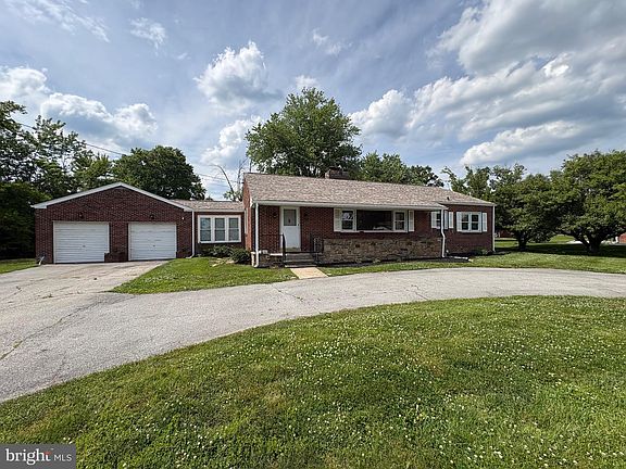 2nd image of 1215 Milltown Rd