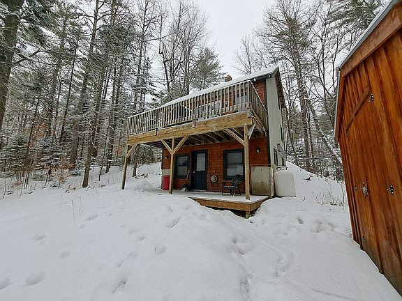 2nd image of 1012 Round House Rd