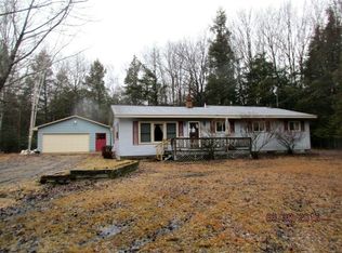 3791 J5 Rd, Bark River, MI 49807