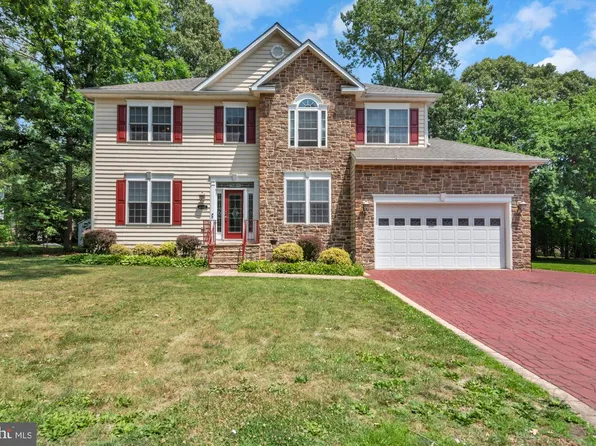 408 Harlem Ave, Pasadena, MD 21122