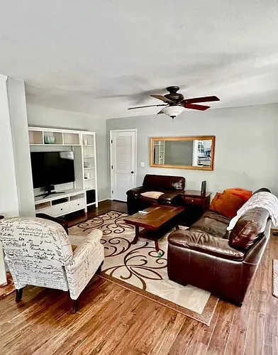 2043 Venus Dr #2 — Photo 9