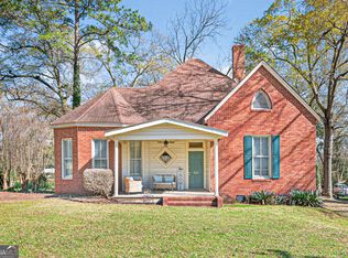 131 S Thomas St, Elberton, GA 30635