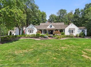 960 Old Barn Rd, Aurora, OH 44202