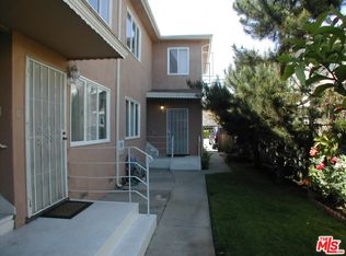 2221 Ocean Park Blvd #1, Santa Monica, CA 90405