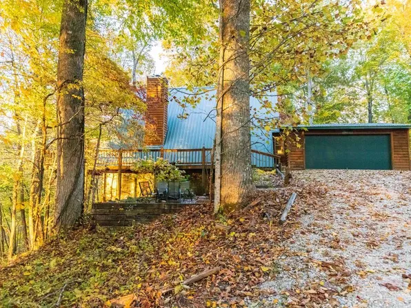702 Rhododendron Dr, Topton, NC 28781